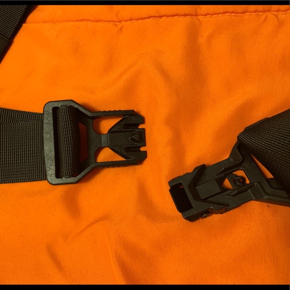 Hyke - Limited Editon - Sling Bag - Picture 11 of 14